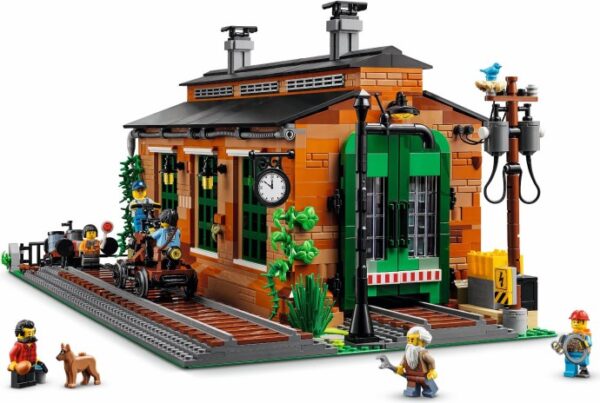 910033-1 - Old Train Engine Shed